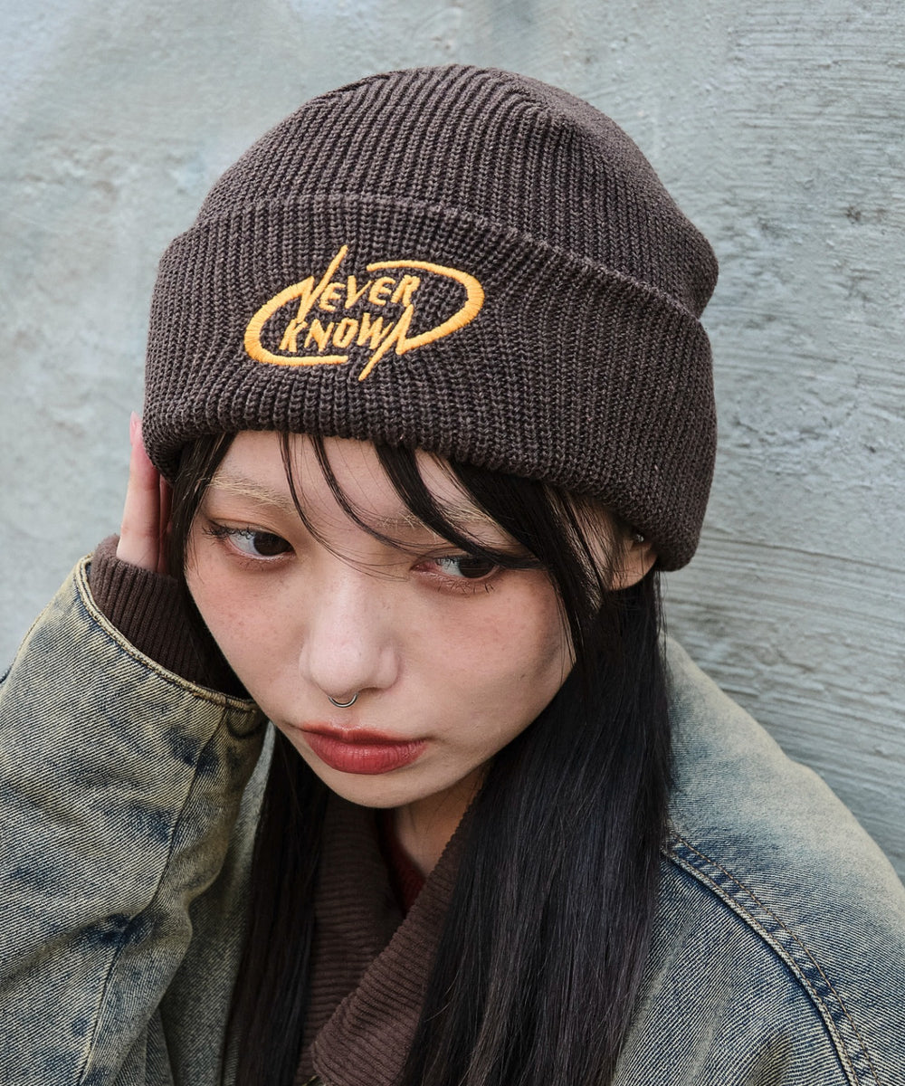 ブラウン