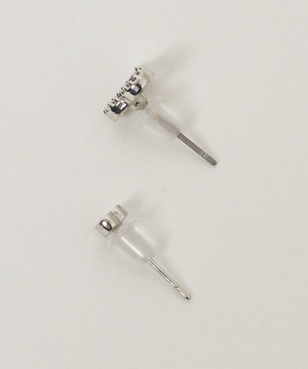 L4Pミニピアス