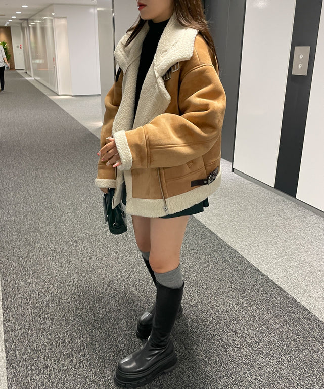 ベージュ　モデル:155cm F着用