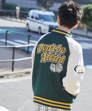 Dグリーン モデル：180cm L着用
