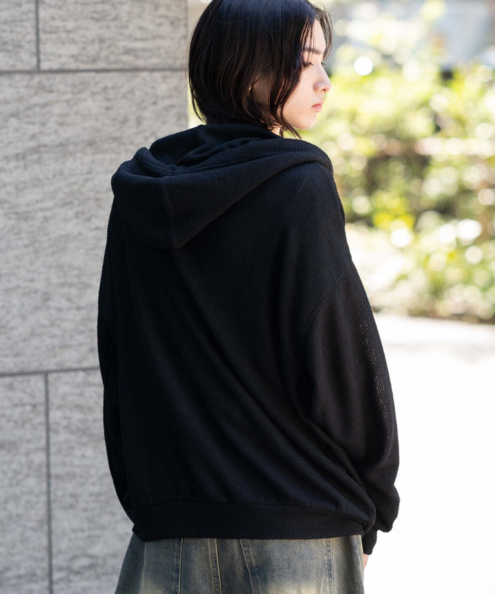 ブラック モデル：175cm L着用