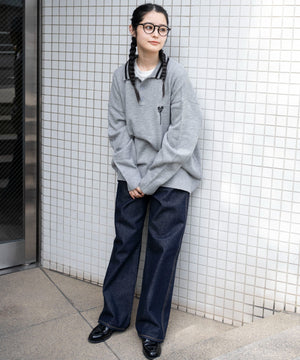 グレー　モデル：160㎝　L着用