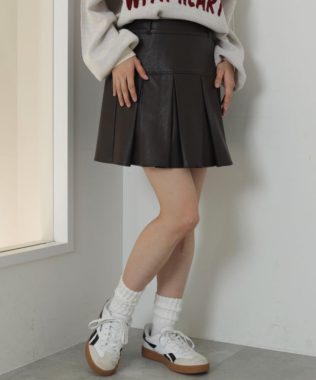 ブラウン　モデル：163cm M着用