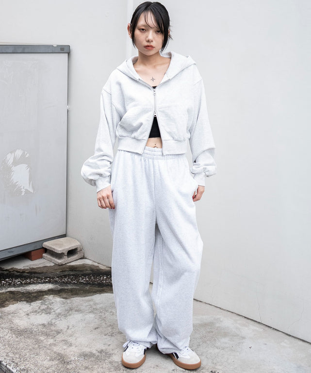 ブラック　モデル：159cm F着用