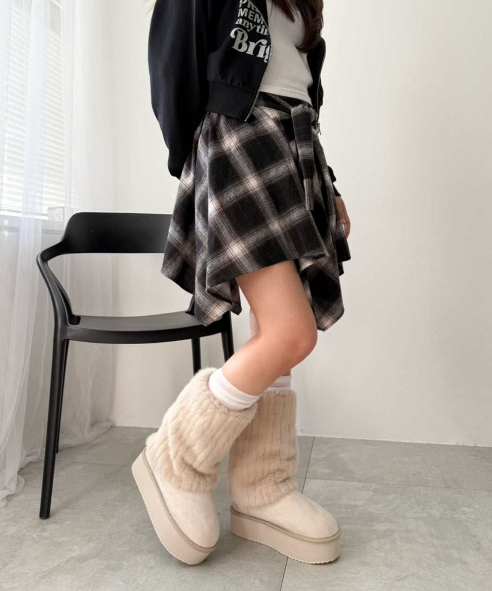 Lベージュ