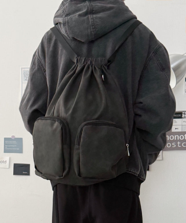 グレー