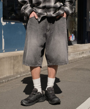 デニムブラック モデル：175cm L着用