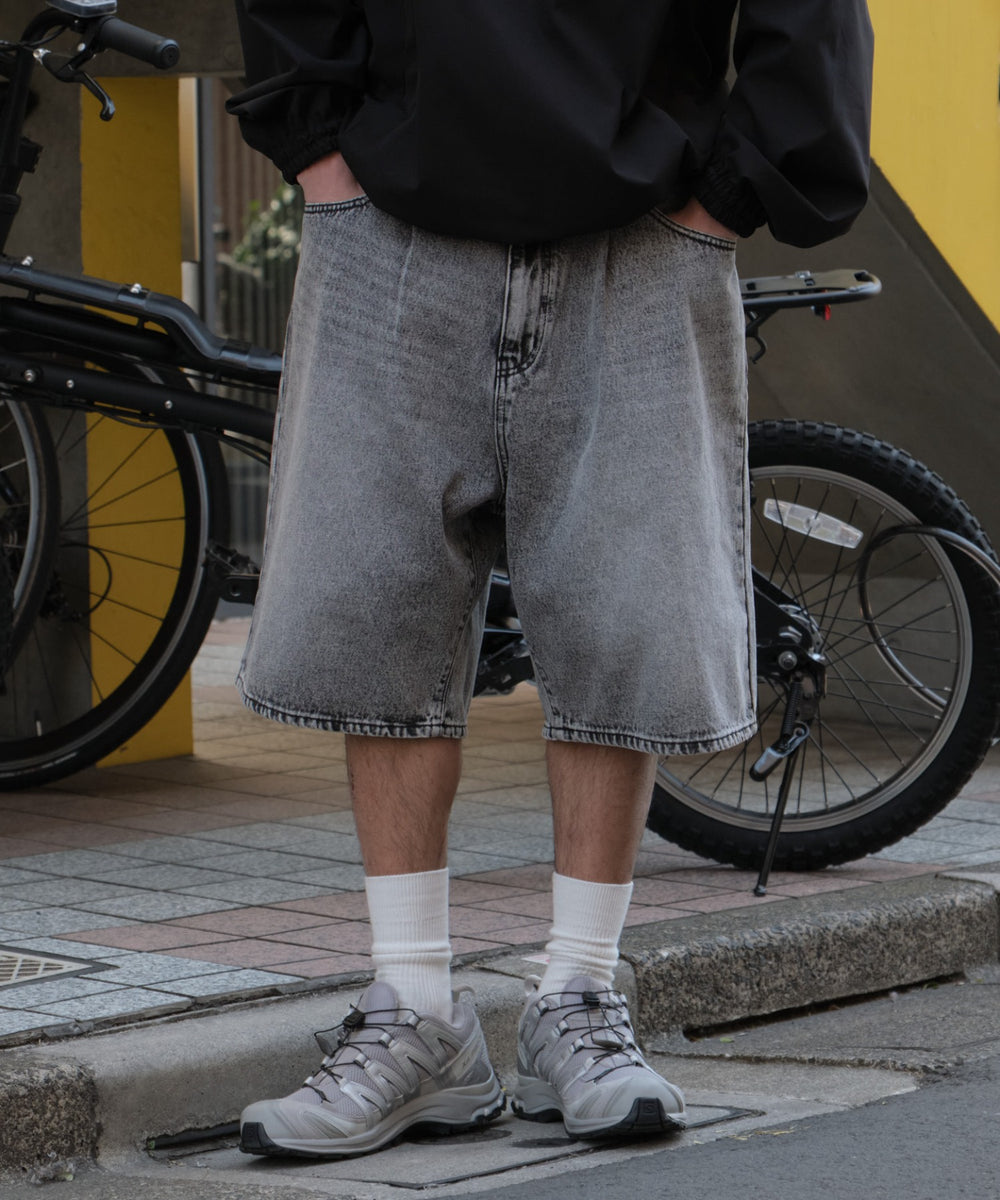 グレー モデル：175cm L着用