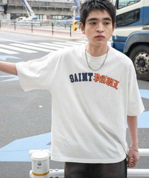 ホワイト モデル：180cm L着用