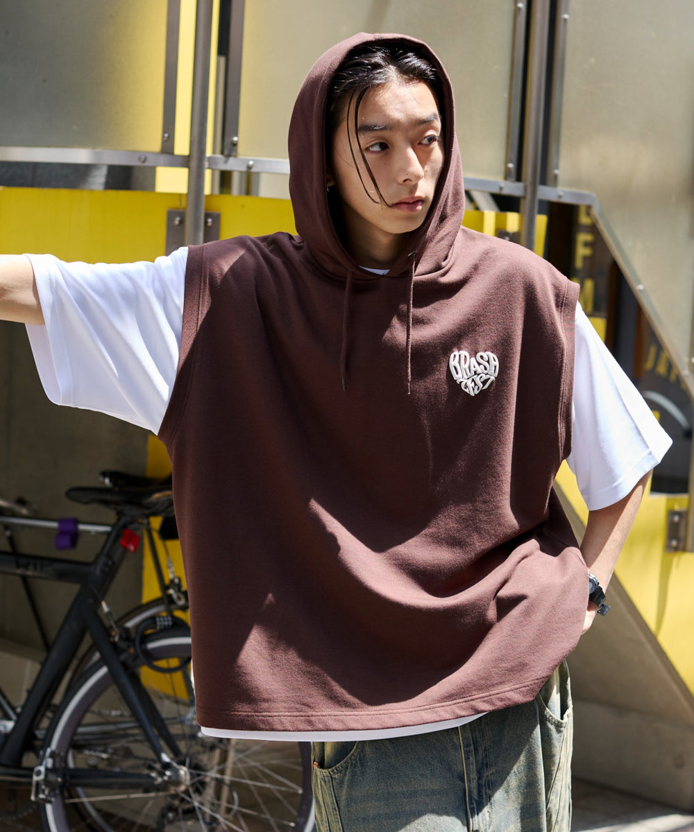 ブラウン　モデル:178cm L着用