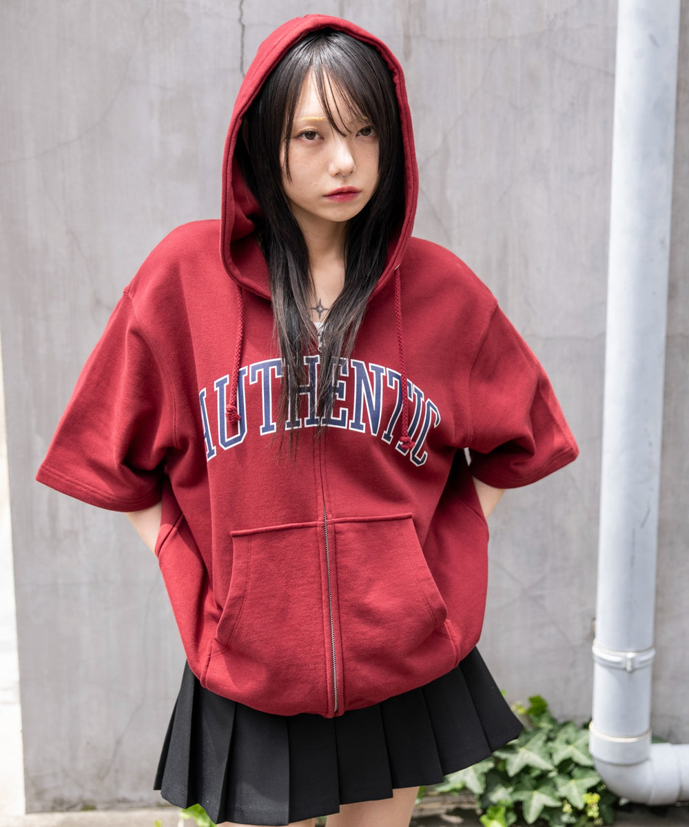 ワイン モデル：159cm L着用