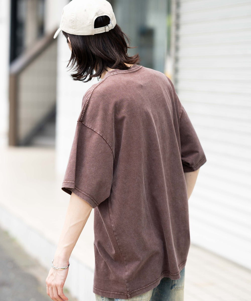ブラウン モデル：175cm L着用