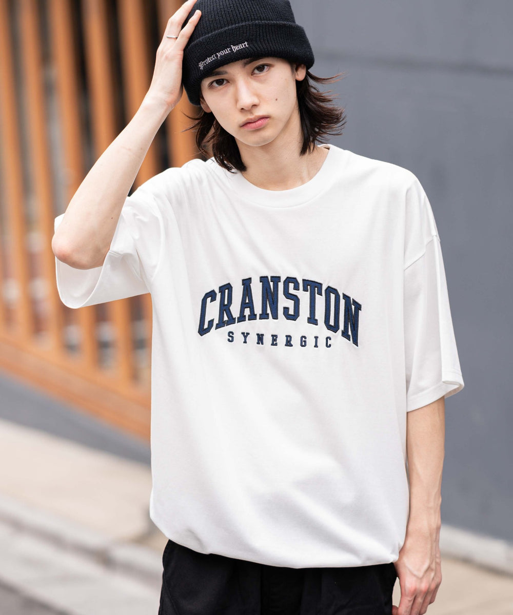 ホワイト モデル：175cm L着用