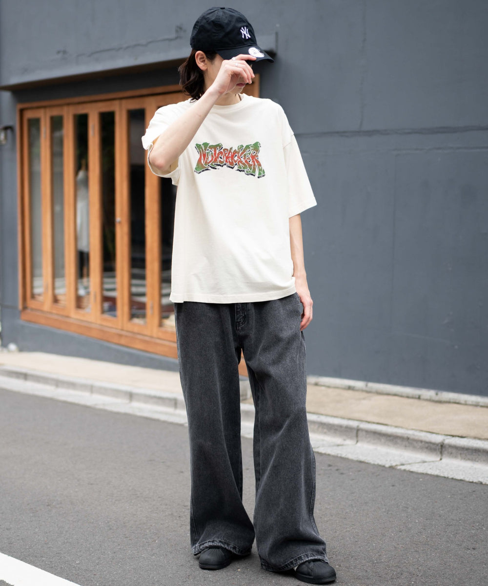 オフホワイト モデル：175cm L着用