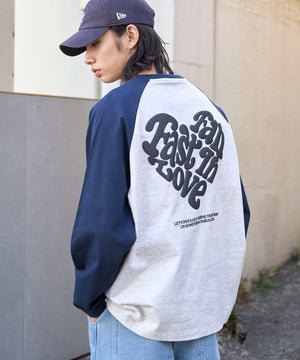 アッシュグレー モデル:175cm L着用