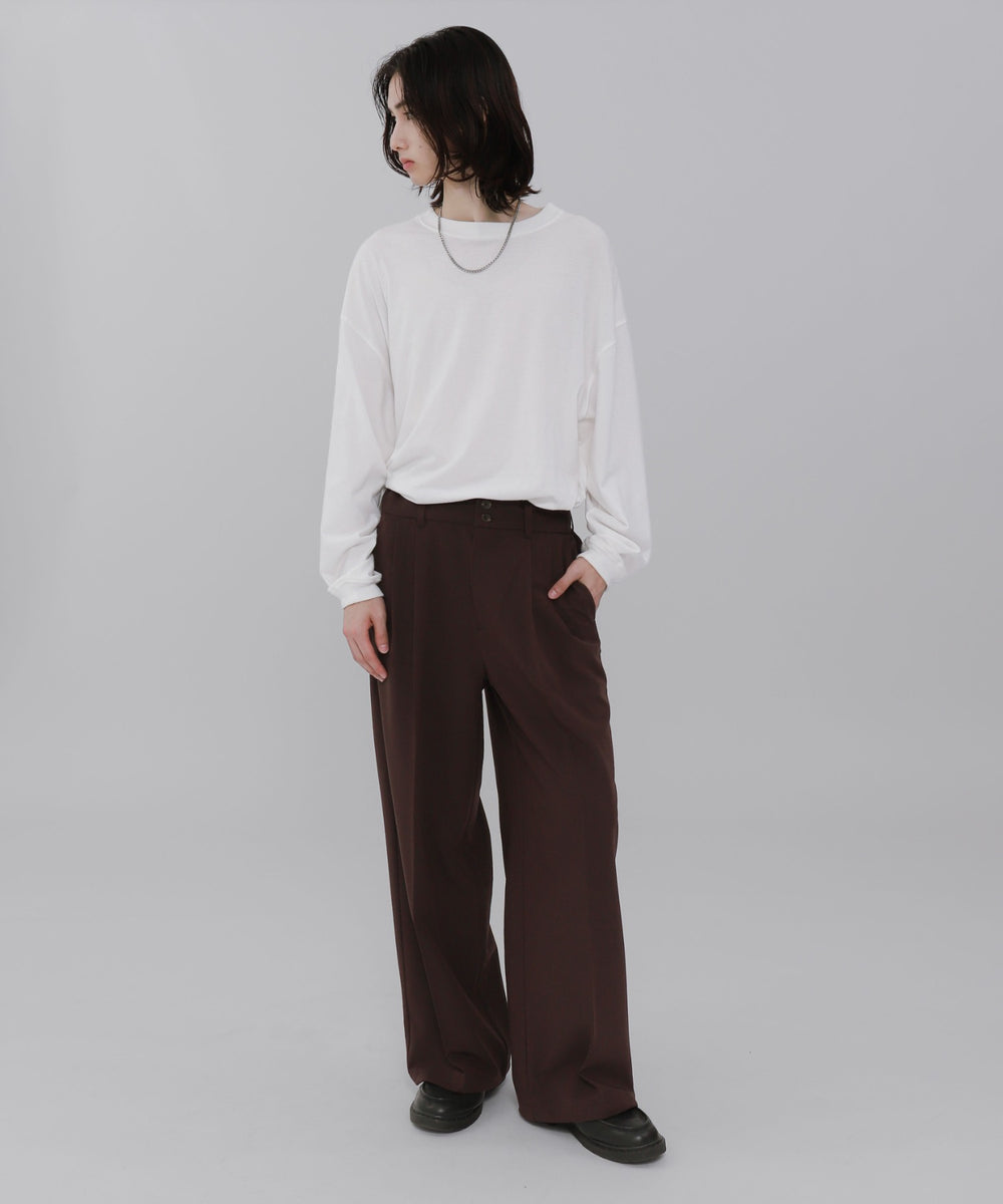 ブラウン モデル：175cm L着用
