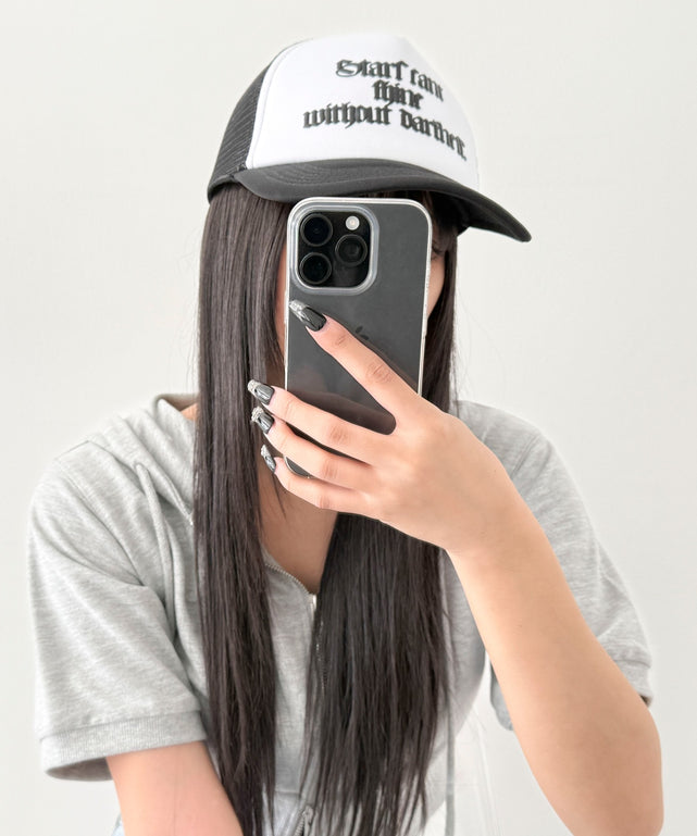 ブラック
