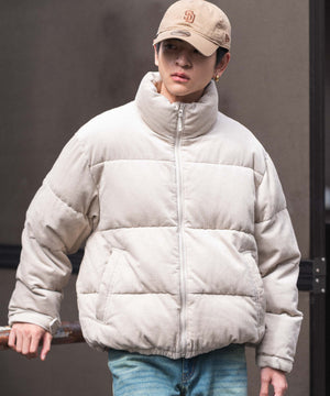 Lベージュ モデル：180cm L着用