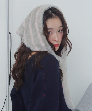 グレー
