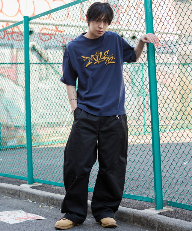 ネイビー モデル：175cm L着用