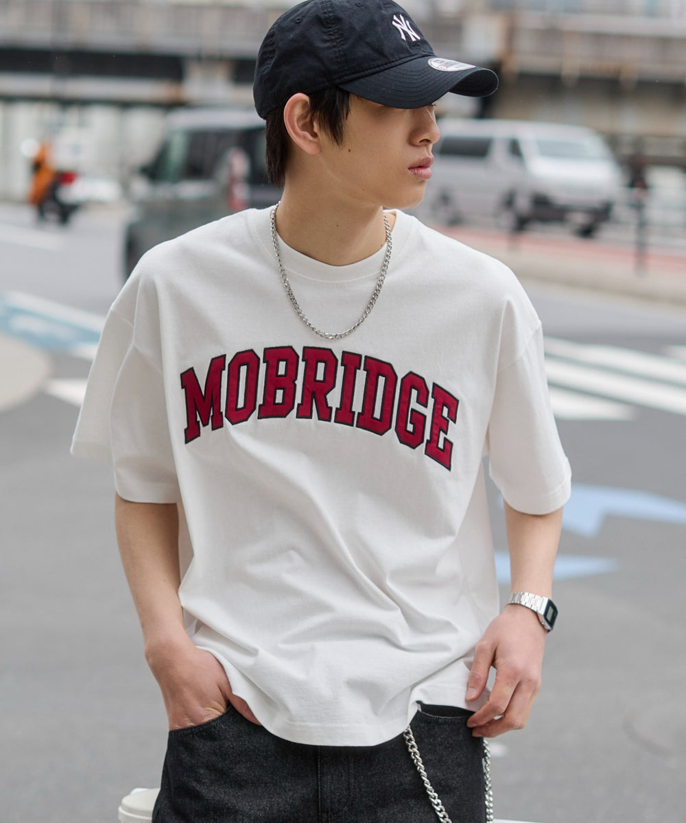 ホワイト モデル：181cm L着用