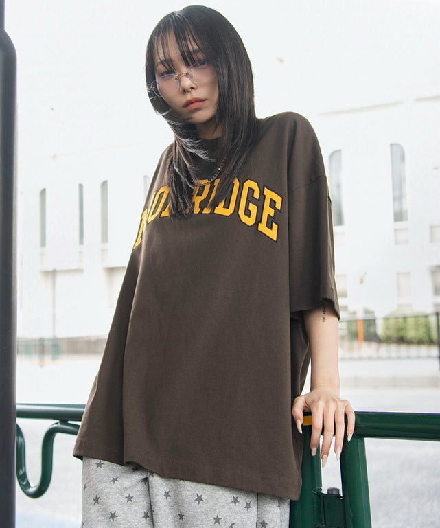 ブラウン　モデル：159cm L着用