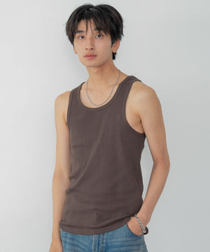 ブラウン モデル：180cm L着用