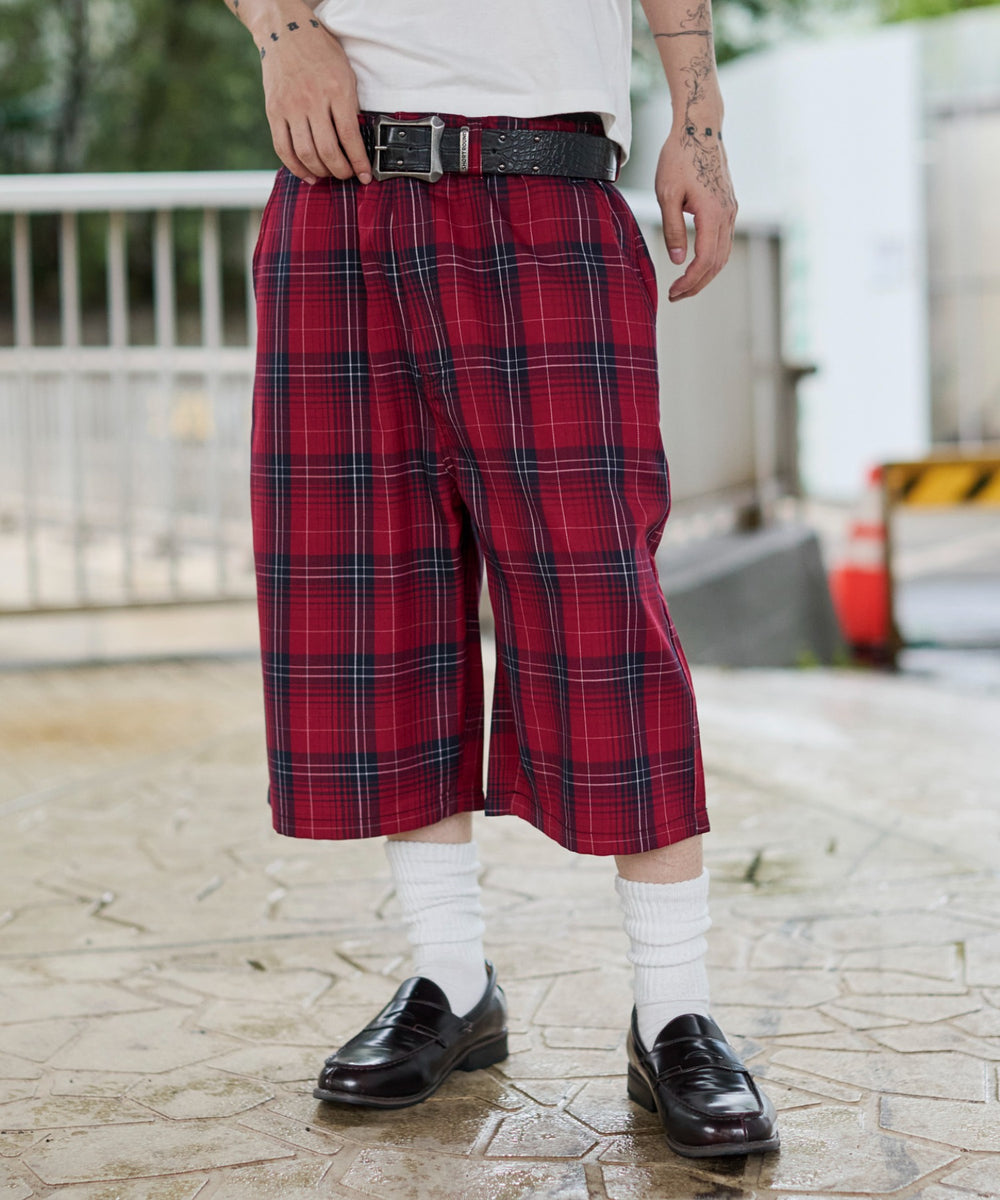 レッドチェック1 モデル：175cm L着用