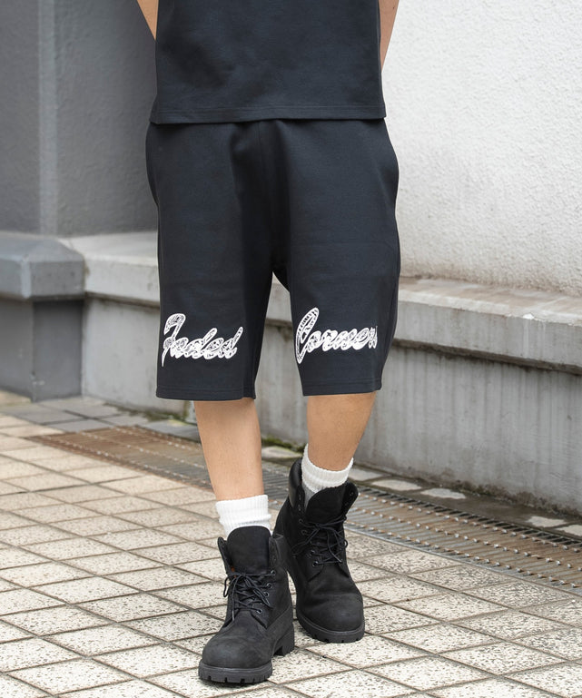 ホワイト モデル：180cm F着用