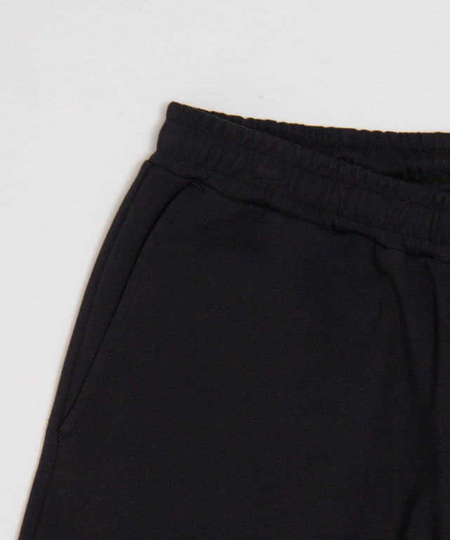 ブラック　モデル：159cm F着用