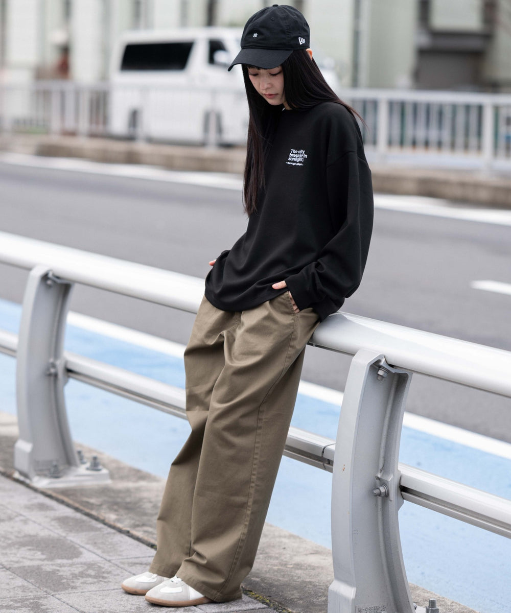 カーキ　モデル：161cm S着用