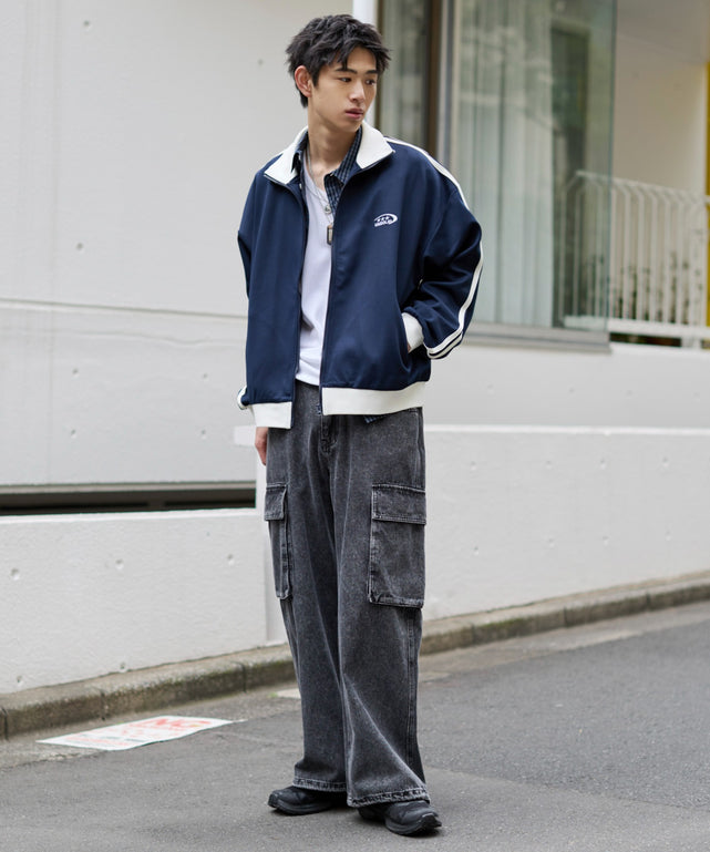 ネイビー モデル：181cm L着用