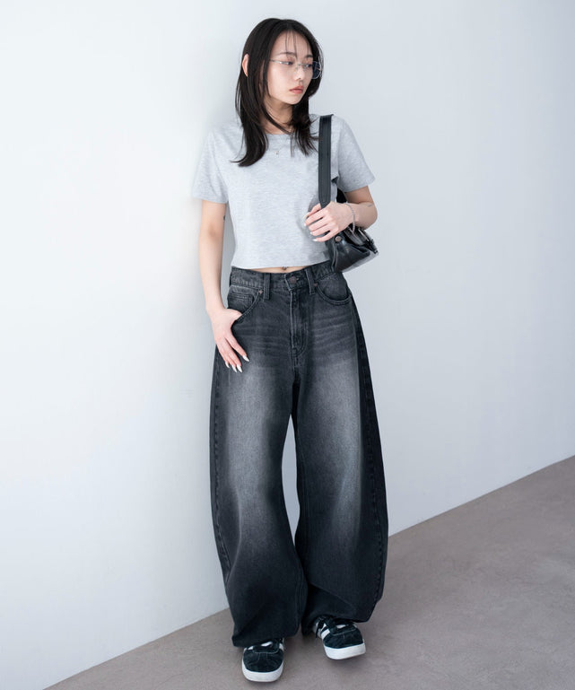 デニムブラック　モデル：159cm M着用