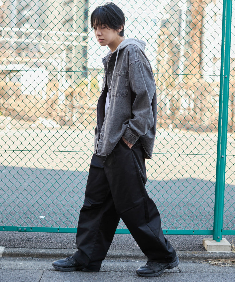 ブラック モデル：175cm L着用
