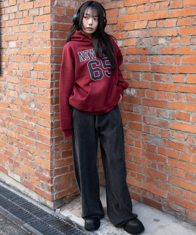柄１　モデル：159cm M着用