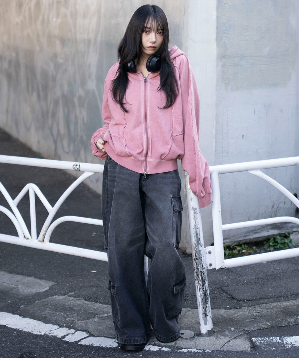ピンク　モデル：159cm M着用