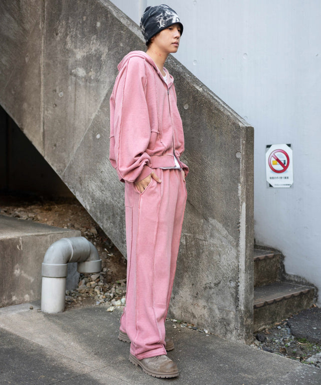 ピンク モデル：175cm F着用