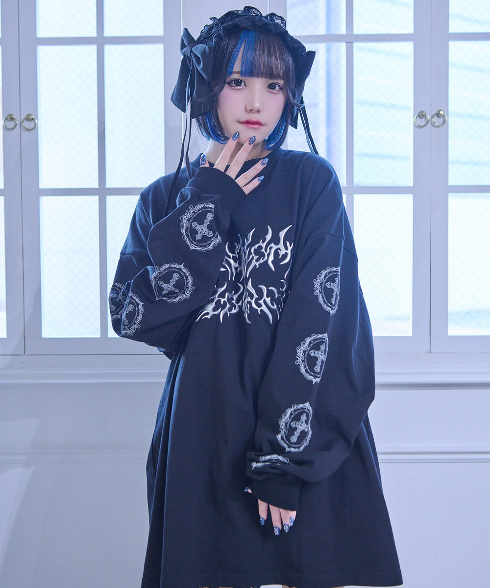 ブラック