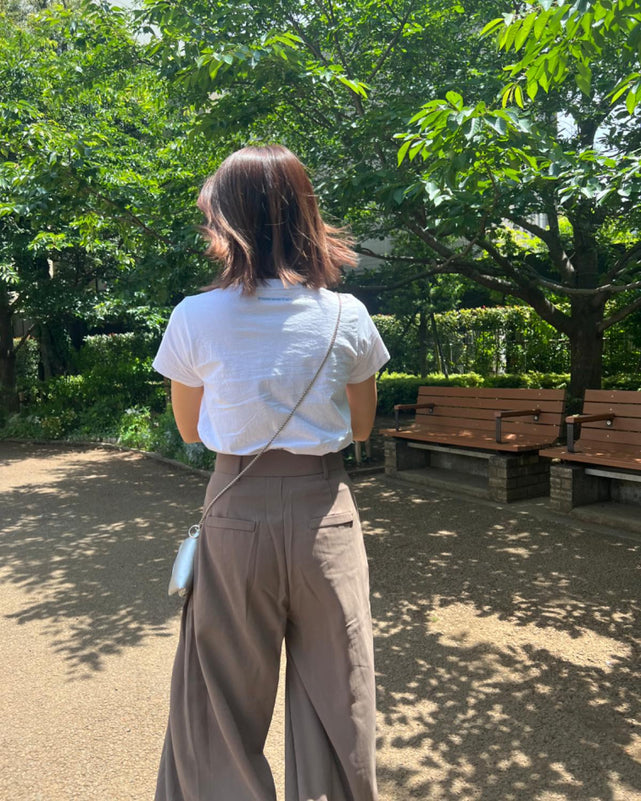 タックワイドフレアパンツ