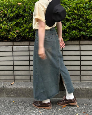 バックスリットデニムスカート
