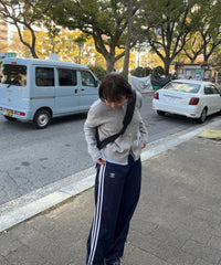 グレー / S