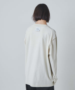 オフホワイト モデル：172cm L着用
