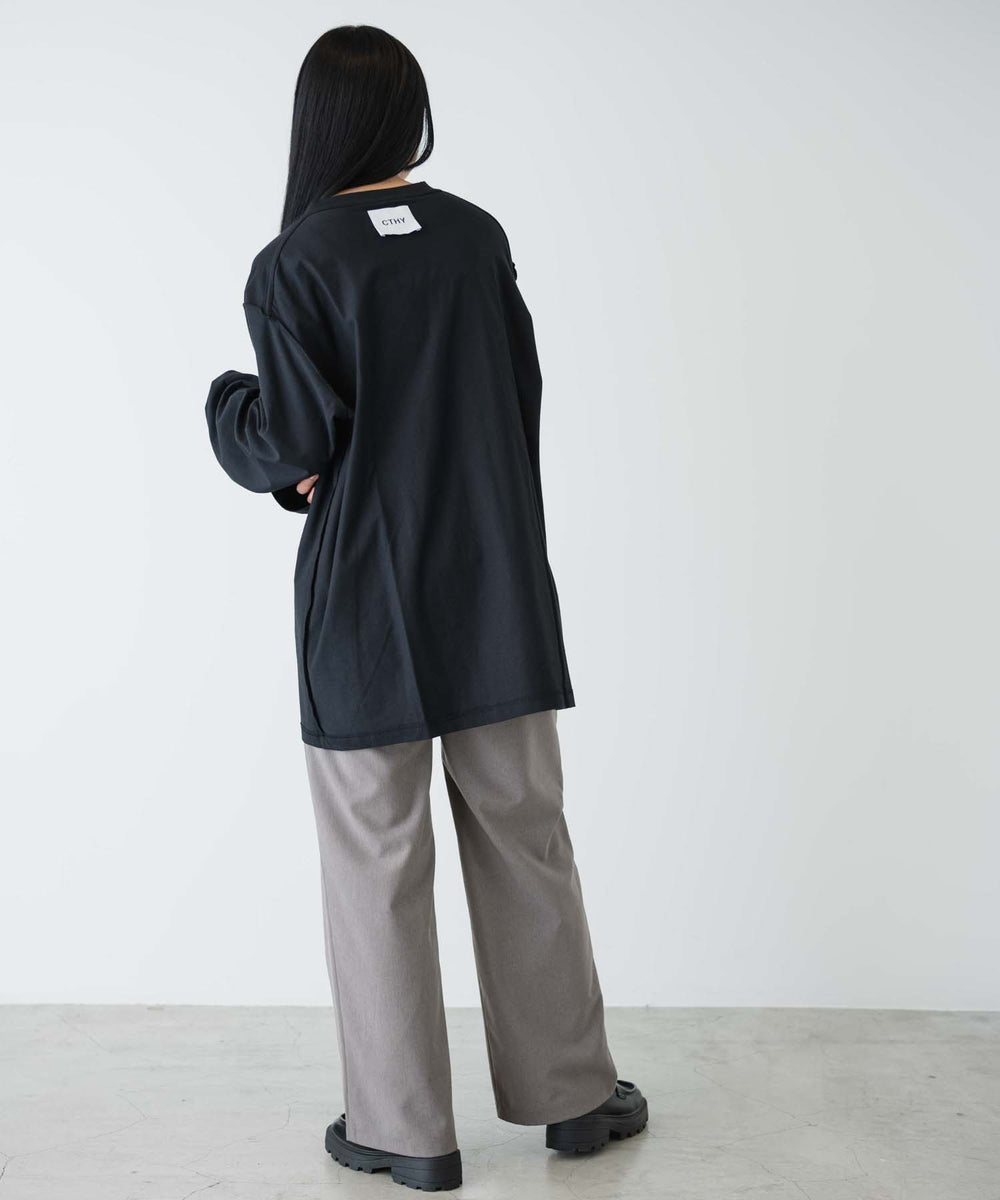 ブラック モデル：170cm M着用
