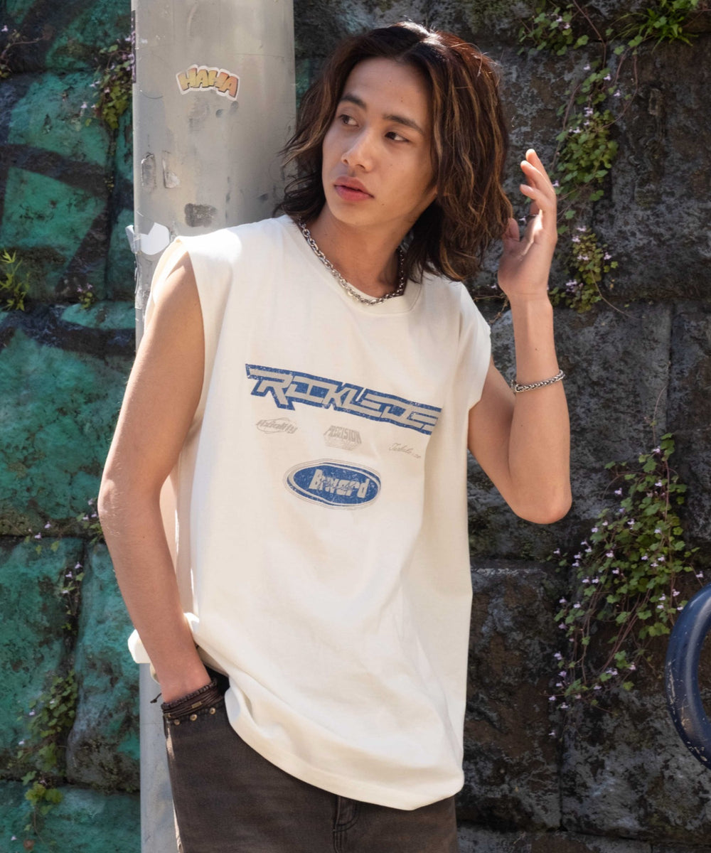 柄11 モデル：175cm L着用