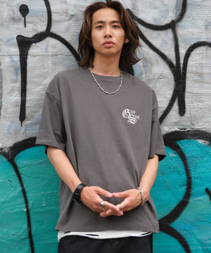 ホワイト モデル：175cm L着用