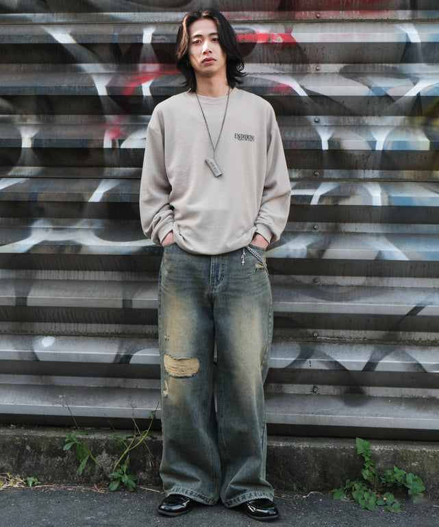 デニム淡加工 モデル：175cm L着用