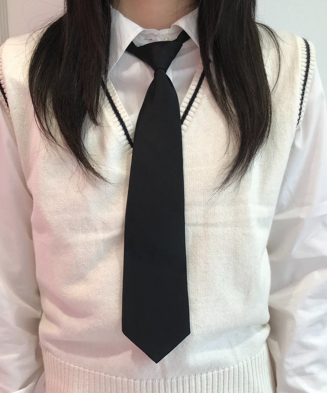 ブラック
