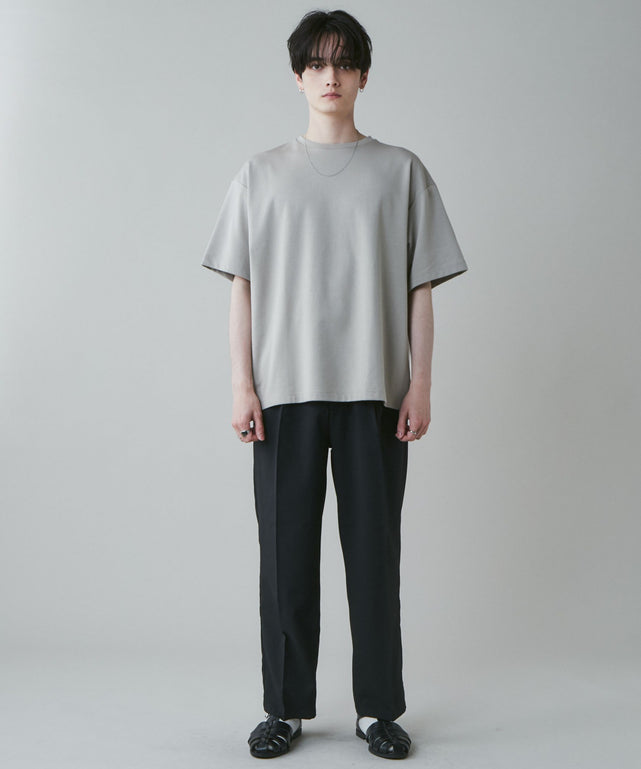 ベージュ モデル：180cm L着用