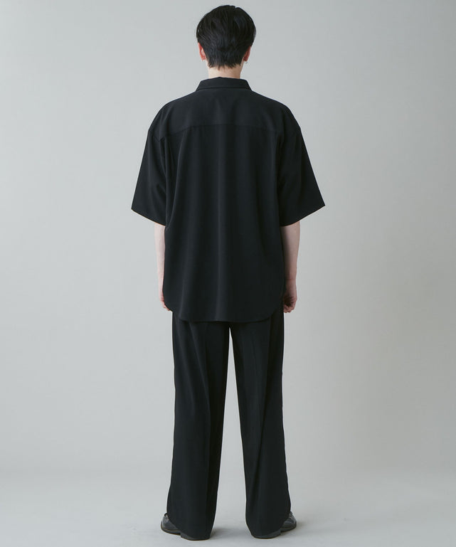 ブラック モデル：180cm L着用