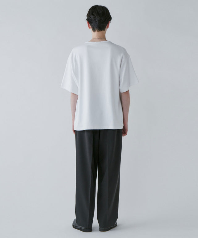 ブラック モデル：180cm L着用